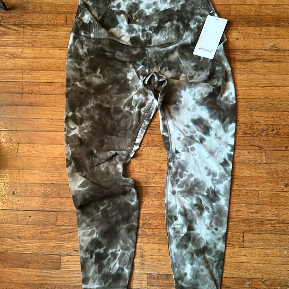 lululemon Align HR Pant 28” NWT size 18